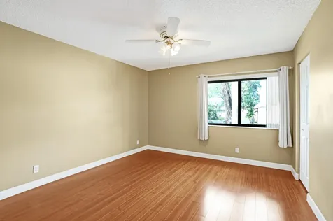426 Pine Glen Lane Greenacres FL 33463