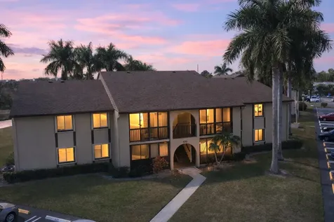 426 Pine Glen Lane Greenacres FL 33463