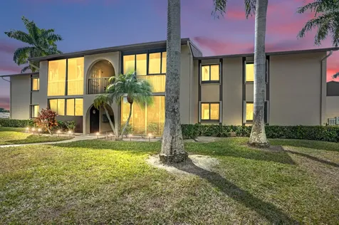 426 Pine Glen Lane Greenacres FL 33463