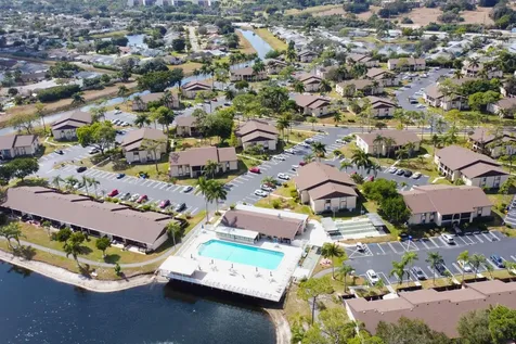 426 Pine Glen Lane Greenacres FL 33463