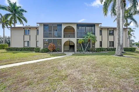 426 Pine Glen Lane Greenacres FL 33463