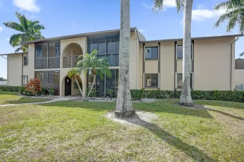 426 Pine Glen Lane Greenacres FL 33463