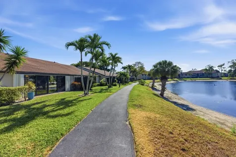 705 Sunny Pine Way Greenacres FL 33415