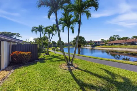 705 Sunny Pine Way Greenacres FL 33415