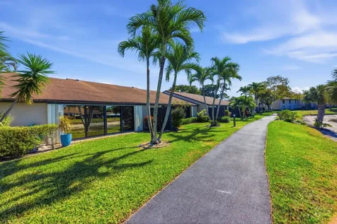 705 Sunny Pine Way Greenacres FL 33415