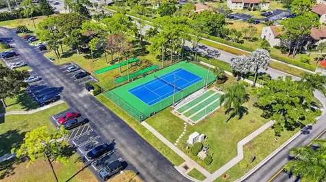 705 Sunny Pine Way Greenacres FL 33415