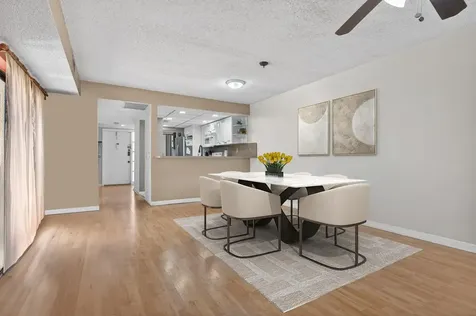 1340 E Golfview Drive Pembroke Pines FL 33026