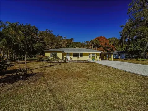 2049 50th Avenue Vero Beach FL 32966