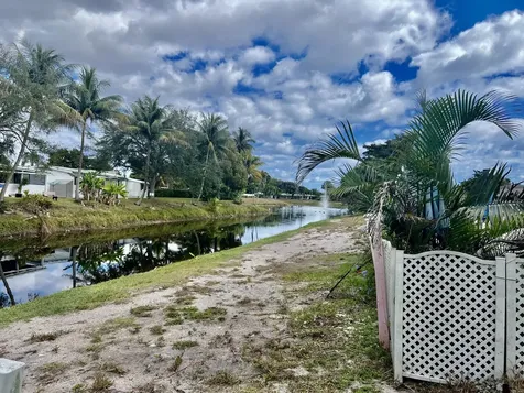 305 Nw 50th Court Pompano Beach FL 33064