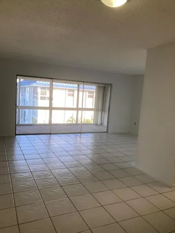 2936 Lake Shore Drive Riviera Beach FL 33404