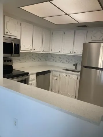 2936 Lake Shore Drive Riviera Beach FL 33404