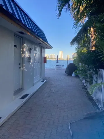 2936 Lake Shore Drive Riviera Beach FL 33404