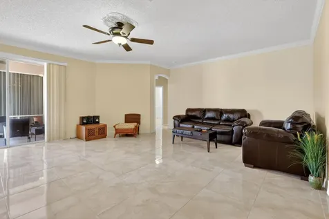 6871 Nw Hogate Circle Port Saint Lucie FL 34983
