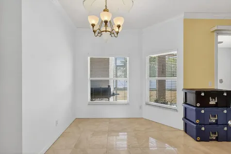 6871 Nw Hogate Circle Port Saint Lucie FL 34983