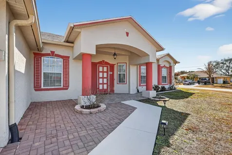 6871 Nw Hogate Circle Port Saint Lucie FL 34983