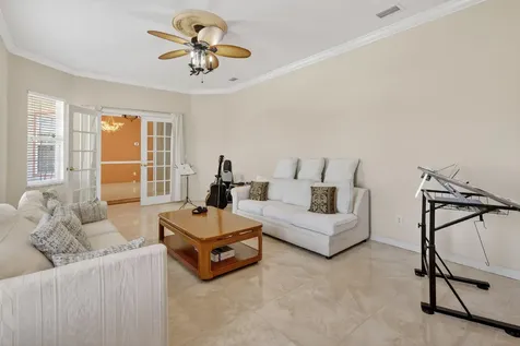 6871 Nw Hogate Circle Port Saint Lucie FL 34983