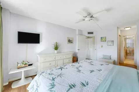 3590 Via Poinciana Lake Worth FL 33467