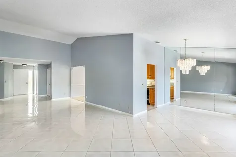 4799 Boxwood Circle Boynton Beach FL 33436