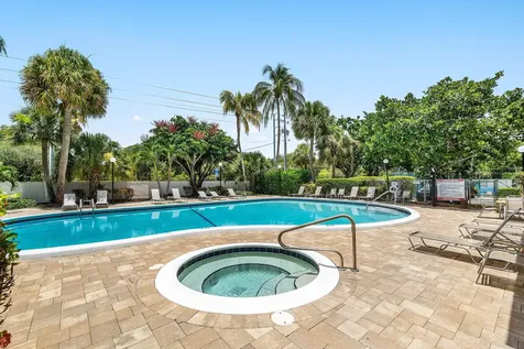 4799 Boxwood Circle Boynton Beach FL 33436