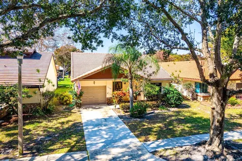 4799 Boxwood Circle Boynton Beach FL 33436