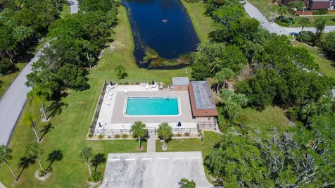 5888 SE Riverboat Drive Stuart FL 34997