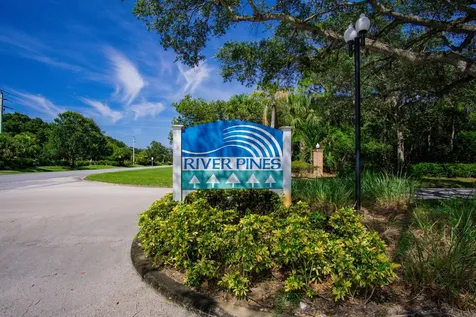 5888 SE Riverboat Drive Stuart FL 34997