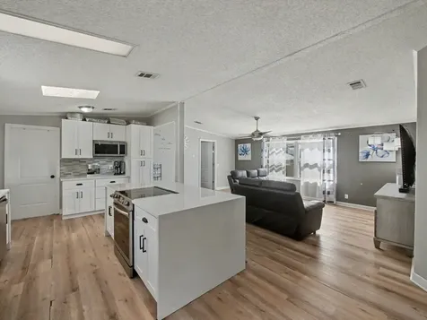 1700 Sw 66th Avenue Boca Raton FL 33428