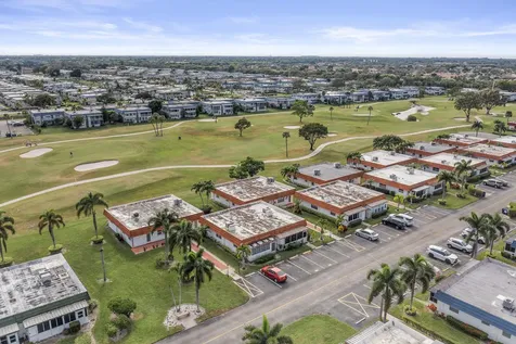 43 Waterford B Delray Beach FL 33446
