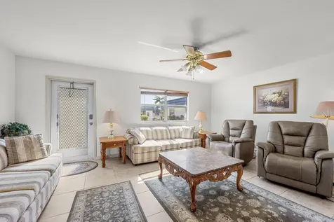 43 Waterford B Delray Beach FL 33446
