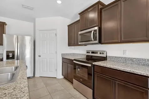 10493 Sw Toren Way Port Saint Lucie FL 34987