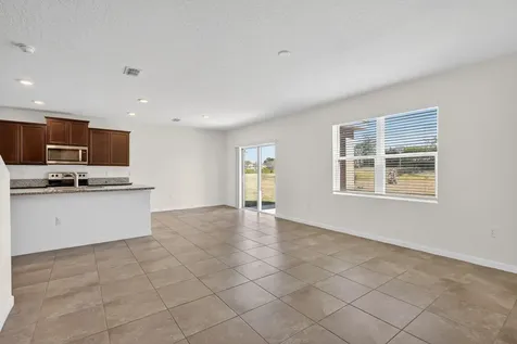 10493 Sw Toren Way Port Saint Lucie FL 34987