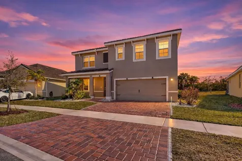 10493 Sw Toren Way Port Saint Lucie FL 34987