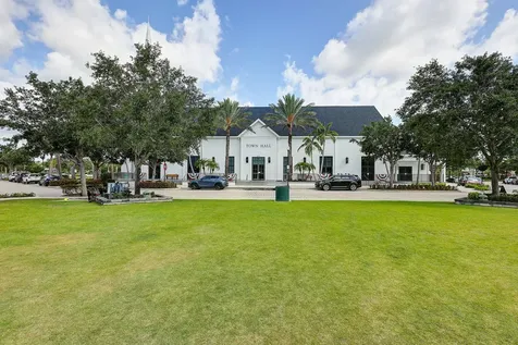 10493 Sw Toren Way Port Saint Lucie FL 34987