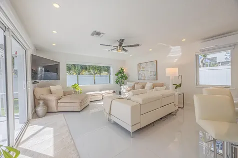 23246 L Ermitage Circle Boca Raton FL 33433