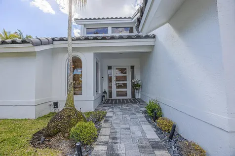 23246 L Ermitage Circle Boca Raton FL 33433