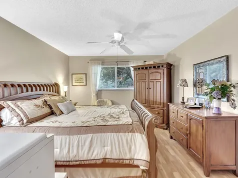 28 Colonial Club Drive Boynton Beach FL 33435