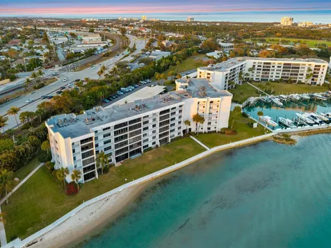 1542 Jupiter Cove Drive Jupiter FL 33469