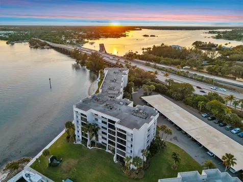 1542 Jupiter Cove Drive Jupiter FL 33469