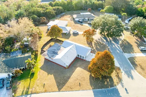 1522 Se Hearne Court Port Saint Lucie FL 34952