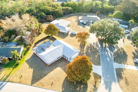 1522 Se Hearne Court Port Saint Lucie FL 34952