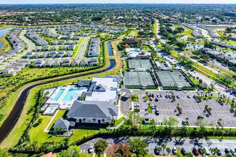13921 Royal Palm Court Delray Beach FL 33484