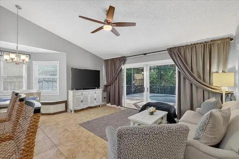 7312 Nw 45th Avenue Coconut Creek FL 33073
