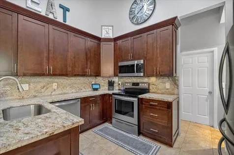 7312 Nw 45th Avenue Coconut Creek FL 33073