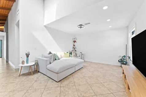 7811 Beechfern Circle Tamarac FL 33321