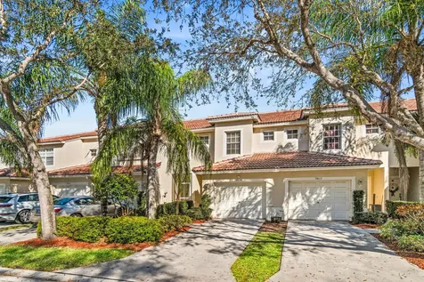 9819 Lago Drive Boynton Beach FL 33472