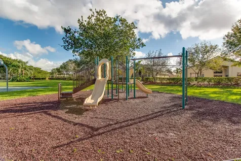 9819 Lago Drive Boynton Beach FL 33472