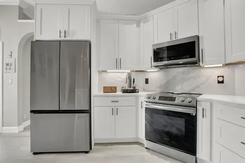 8512 Nw 45th Street Coral Springs FL 33065