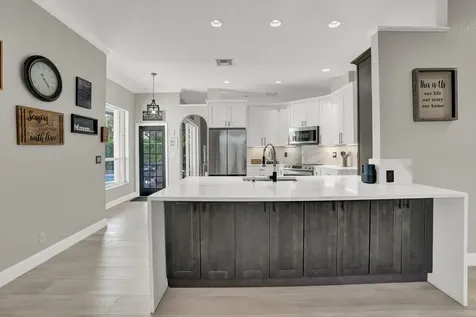 8512 Nw 45th Street Coral Springs FL 33065