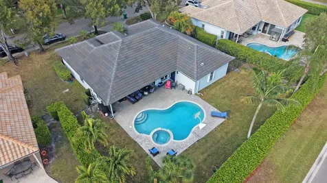 8512 Nw 45th Street Coral Springs FL 33065