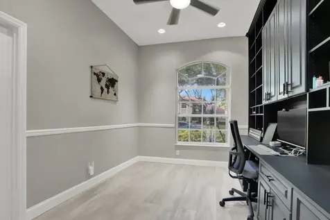 8512 Nw 45th Street Coral Springs FL 33065